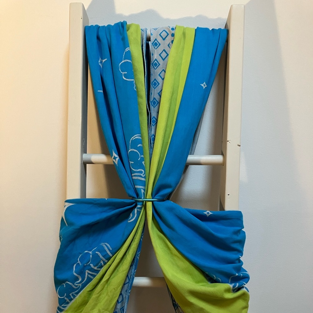 Nunamoochie Elephant Ears woven baby wrap with sling rings